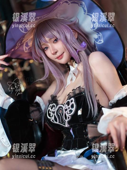 Machi马吉 发现Machi马吉的Firefly,精选写真如一杯调皮的咖啡!