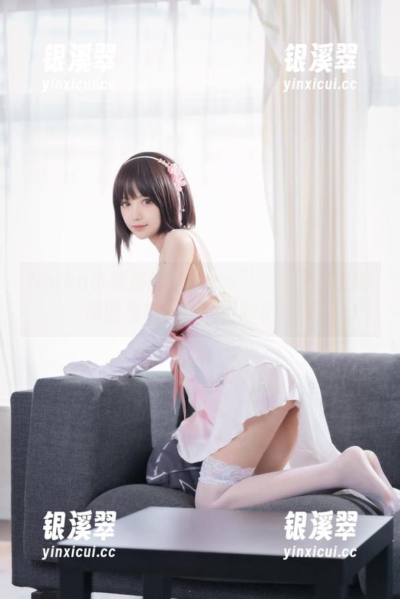 Shika小鹿鹿 Shika小鹿鹿的“Rose”:在无圣光的美图里找到了心灵的小角落