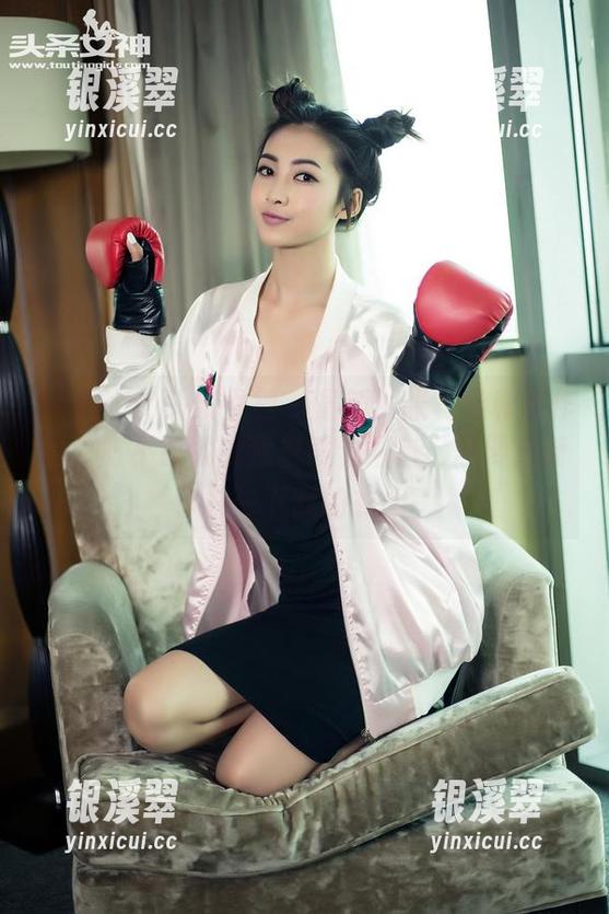 TouTiao头条女神-张梓柔 TouTiao头条女神 - 最新!张梓柔和服作品,时不时就让我忽然觉得自己需要重新审视一下我的衣橱。