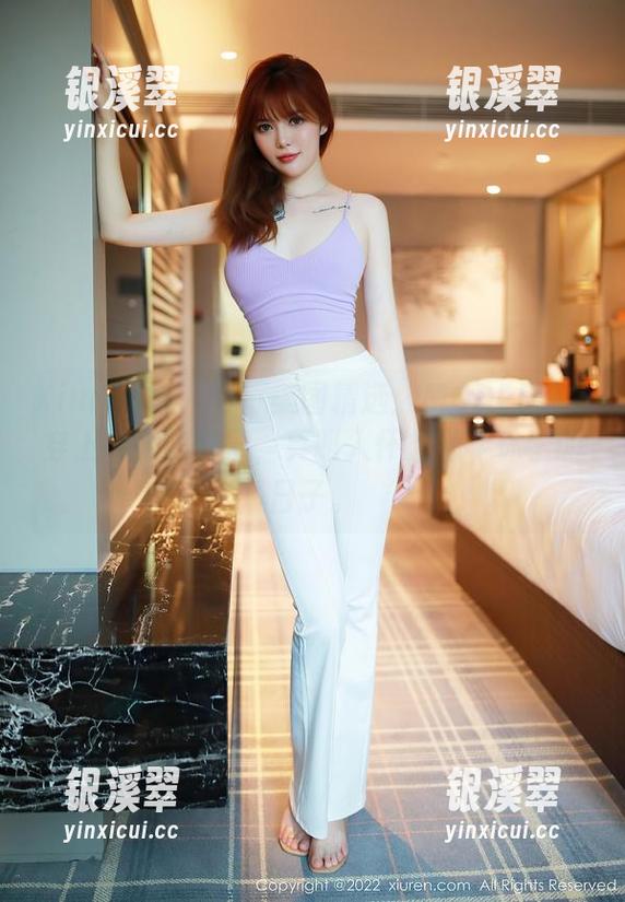 Xiuren秀人网-MODEL伊若 Xiuren秀人网 - 美图精选:MODEL伊若穿上制服的样子,真叫人怀念那年休学的日子。