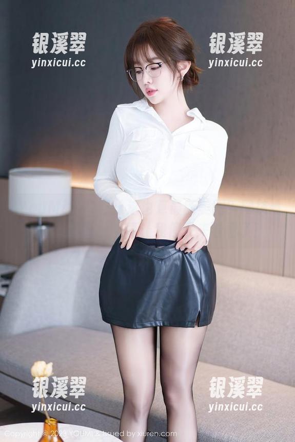 YouMi尤蜜荟 - 这也算最新美图？网袜+玥儿玥er的组合真让我停下来看看了！
