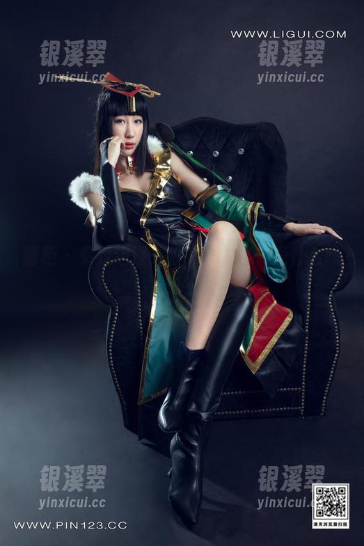 丽柜-婷婷 丽柜 - 贵足追逐:婷婷的写真,是什么味道?