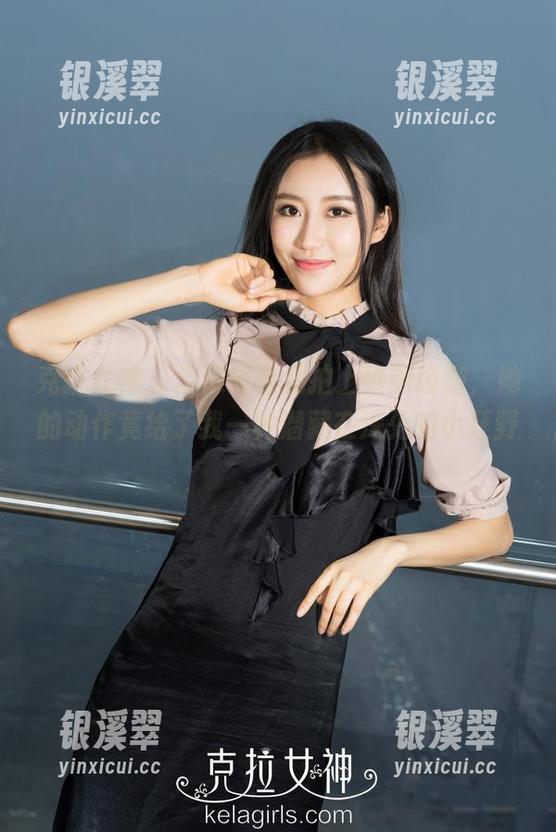 克拉女神-宋黛 克拉女神 - 当宋黛在私拍上碰到瑜伽,她的动作竟给了我一种潜藏在深处的小狂野。