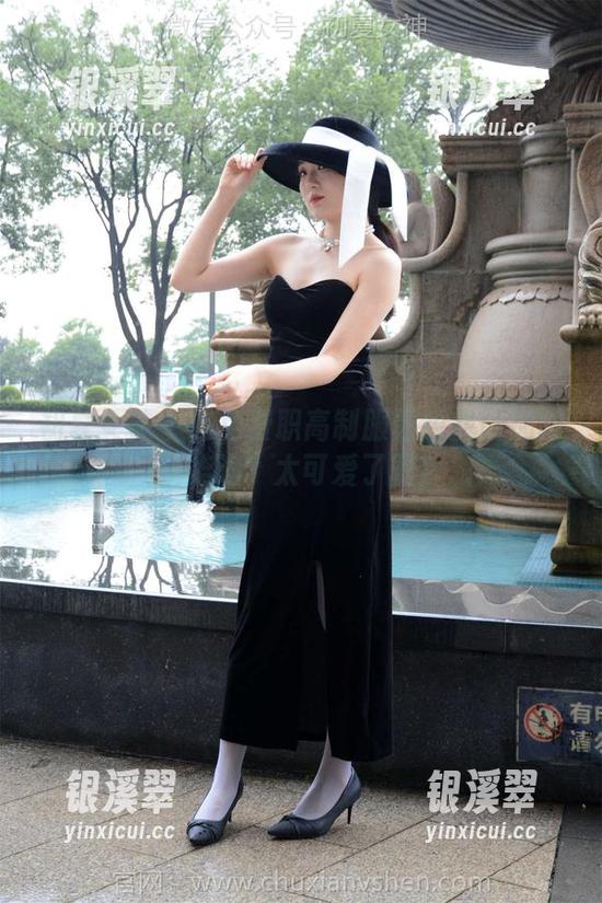 初夏女神-柒柒 初夏女神 - 这免费职高制服图包我能加购柒柒吗?太可爱了吧!