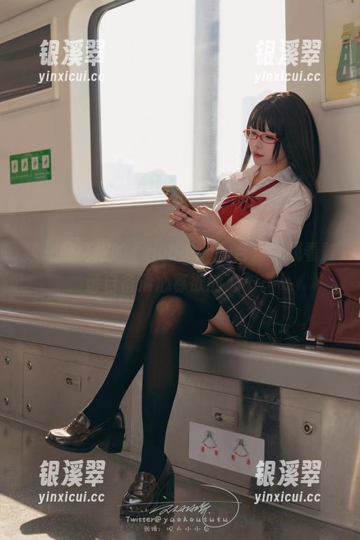 咬一口兔娘 咬一口兔娘的“nobody”合集,观看时请自备清心寡欲的心态。