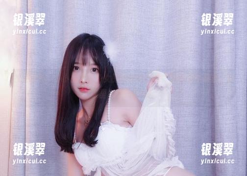 古灵精怪，小小奶瓶儿兔女郎超长版原图，壁纸装饰加分，让家里也想嗨起来！