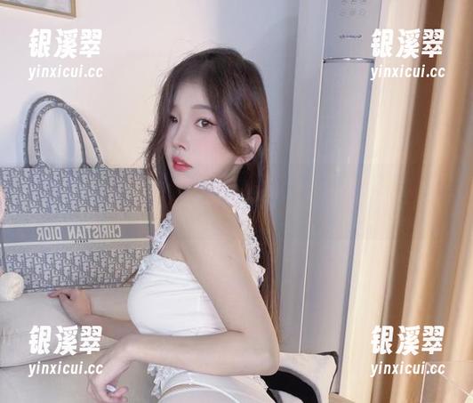 小小奶瓶儿 你敢不点开小小奶瓶儿的网袜合集吗?完全免费哦!