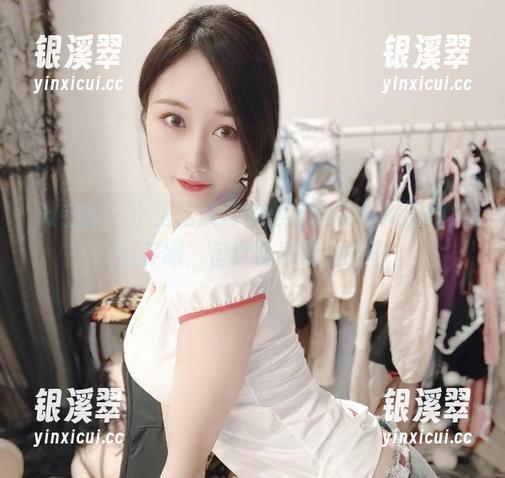 小玉吃果冻 微密圈 - 小玉吃果冻穿黑色睡衣,美图倒是挺养眼,但这食欲也太好吧