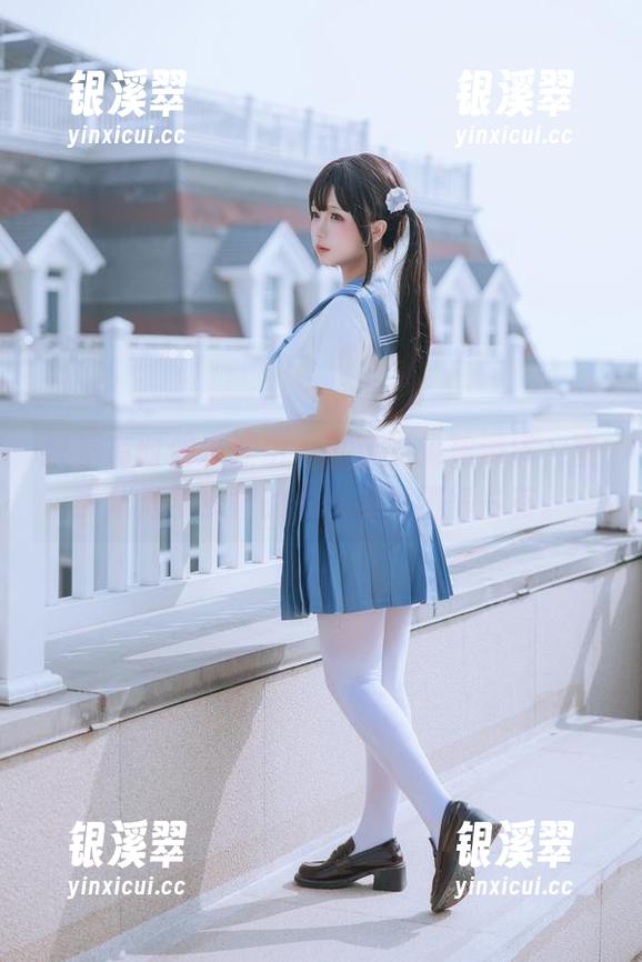日奈娇 快乐有时候没理由,日奈娇精神满满,喜多川海梦女警的免费照片值得占有。