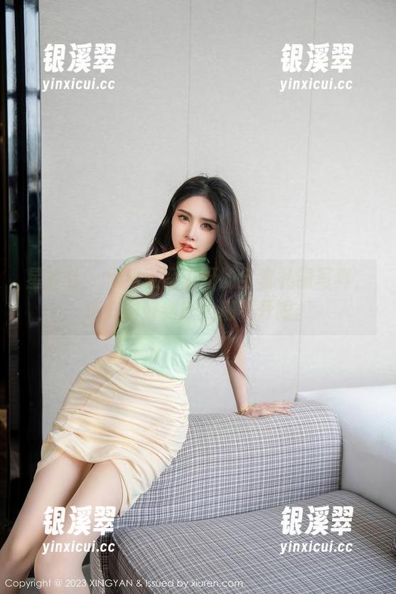 星颜社-王俪丁呀 星颜社 - 你看王俪丁呀的全套礼服写真,这身材好到让人挪不开眼。