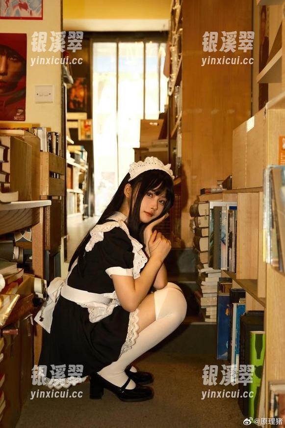 在白莉爱吃巧克力的美图里，礼服和照片组成了一个大party！