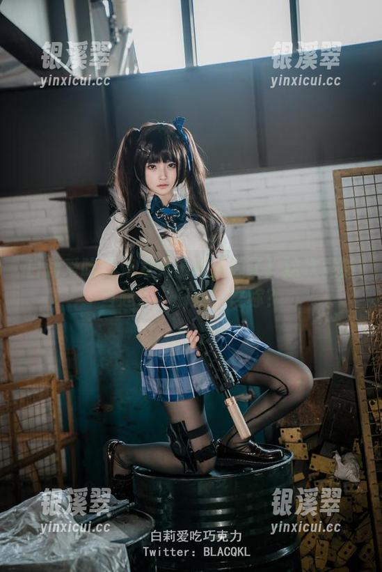 白莉爱吃巧克力 白莉爱吃巧克力又出新资源了!这次竟然当起了“厨娘”之称?