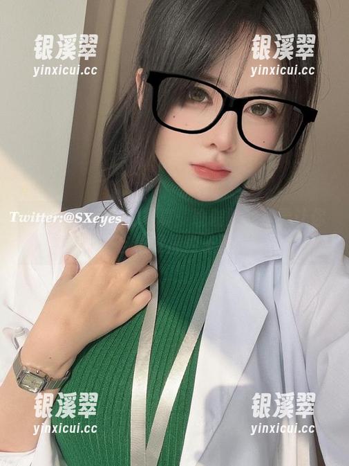 眼酱大魔王w 眼酱大魔王w的写真:瑜伽服就是要让你自信得像豹子!