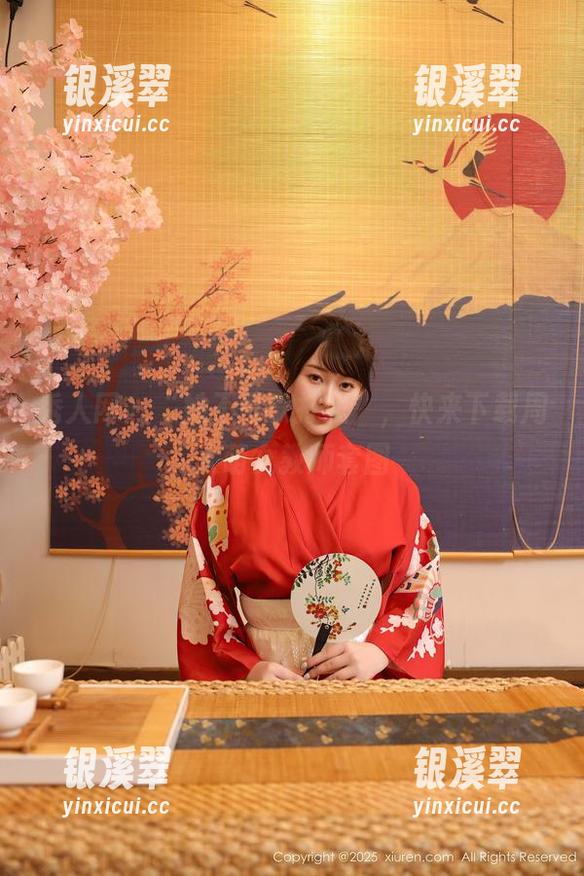 秀人网 - “她不可以打我”，快来下载周大萌女教师套图