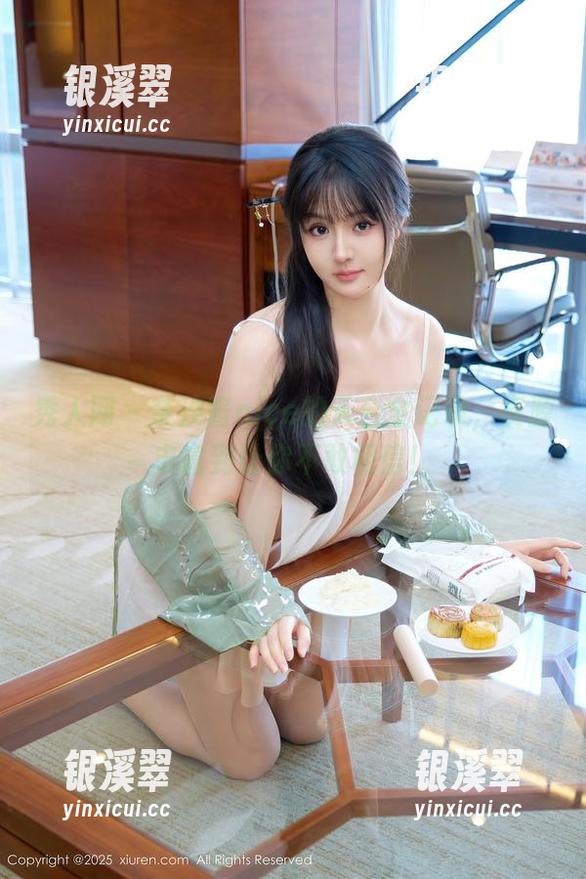 秀人网 - 奈汐酱nice的天台全记录，资源丰富到让你不敢相信！