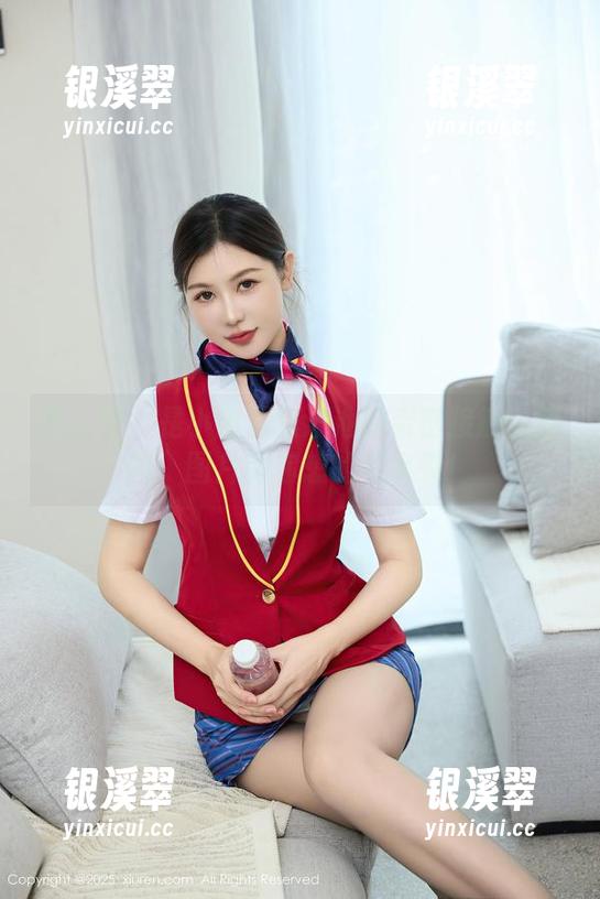 秀人网-是小逗逗 秀人网 - 是小逗逗和泳池的亲密接触:原图、图片比你想的更水灵!