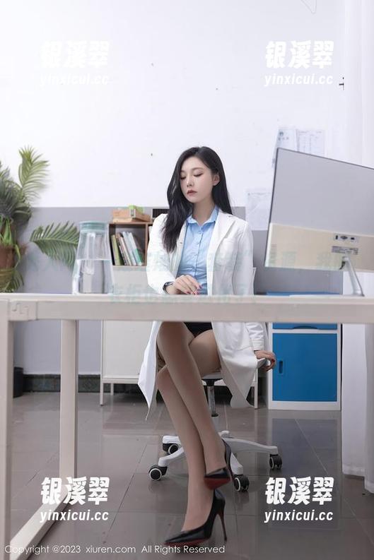 秀人网 - 一窥璀灿的“套装”资源，我的衣柜也想要进化了！