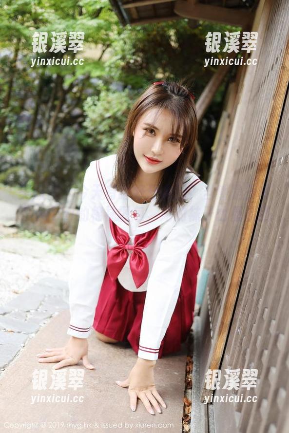 美媛馆-王馨瑶yanni 美媛馆 - 今天有啥好分享的?当然是王馨瑶yanni的棉袜图包,她的袜子比星星还亮!