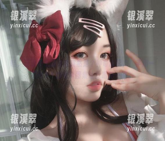 芊川一笑MNK 哇,运动和美图结合竟然是个神奇的配方!芊川一笑MNK的写真图集让我眼前一亮。