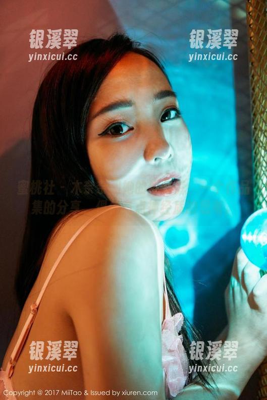 蜜桃社-木奈奈 蜜桃社 - 木奈奈和她的牛仔裤:一个作品集的分享,偶尔有点神经质的思考。