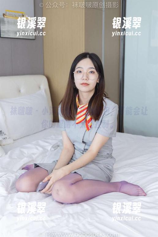 袜啵啵-小淳 袜啵啵 - 小淳新作,肉丝图包,可能会让你的眼睛不太受控制。