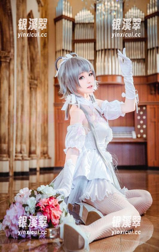 金鱼yui 金鱼yui随意在家:极简风的写真潮流图集